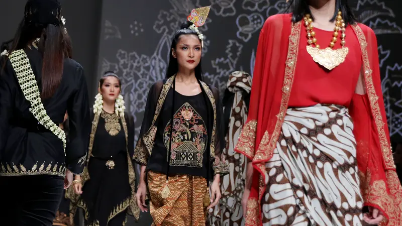 Ghea Panggabean IPMI Trend Show