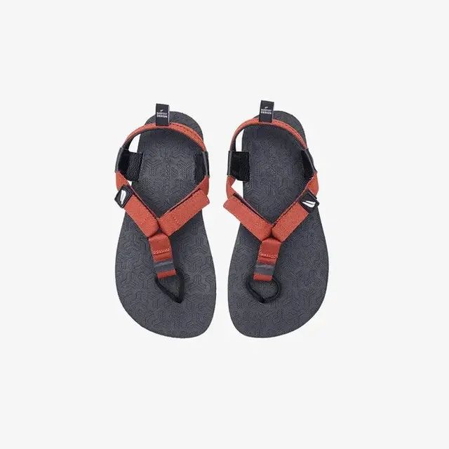 Sandal Cowok dari Brand Lokal
