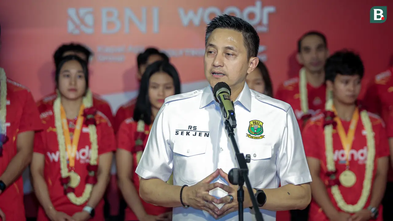 Foto: Torehkan Sejarah Baru, Tim Bulu Tangkis Indonesia Dapat Sambutan Meriah setelah Mendarat di Tanah Air