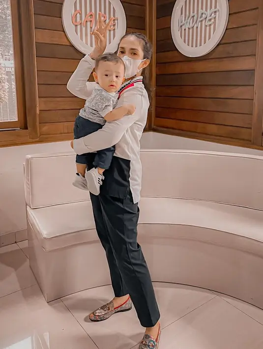 (Instagram/ussypratama)