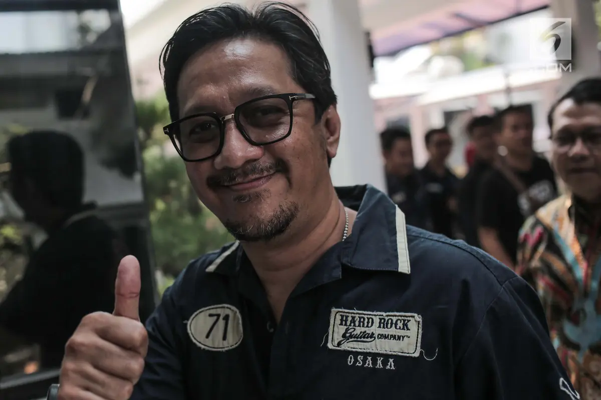 Artis Jenguk Nunung