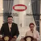 Menlu RI Retno Marsudi (kanan) dan Menlu Filipina Jose Rene Almendras memberi keterangan pers, Jakarta, Rabu (4/5). Keduanya membahas penyanderaan empat warga negara Indonesia oleh kelompok sipil bersenjata di Filipina. (Liputan6.com/Faizal Fanani)