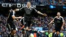 Pemain Leicester City, Robert Huth, merayakan gol ketiga yang dicetaknya ke gawang Manchester City dalam lanjutan Liga Inggris di Stadion Etihad, Manchester, Sabtu (6/2/2016) malam WIB. (AFP/Adrian Dennis)