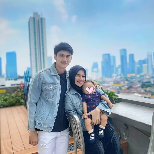 Sudah Punya Anak, Ini 6 Potret Keluarga Vicky Kalea 'Love Story the Series'