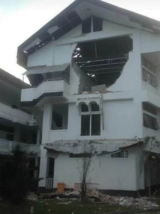 7 Potret Memilukan Kerusakan Akibat Gempa Lombok