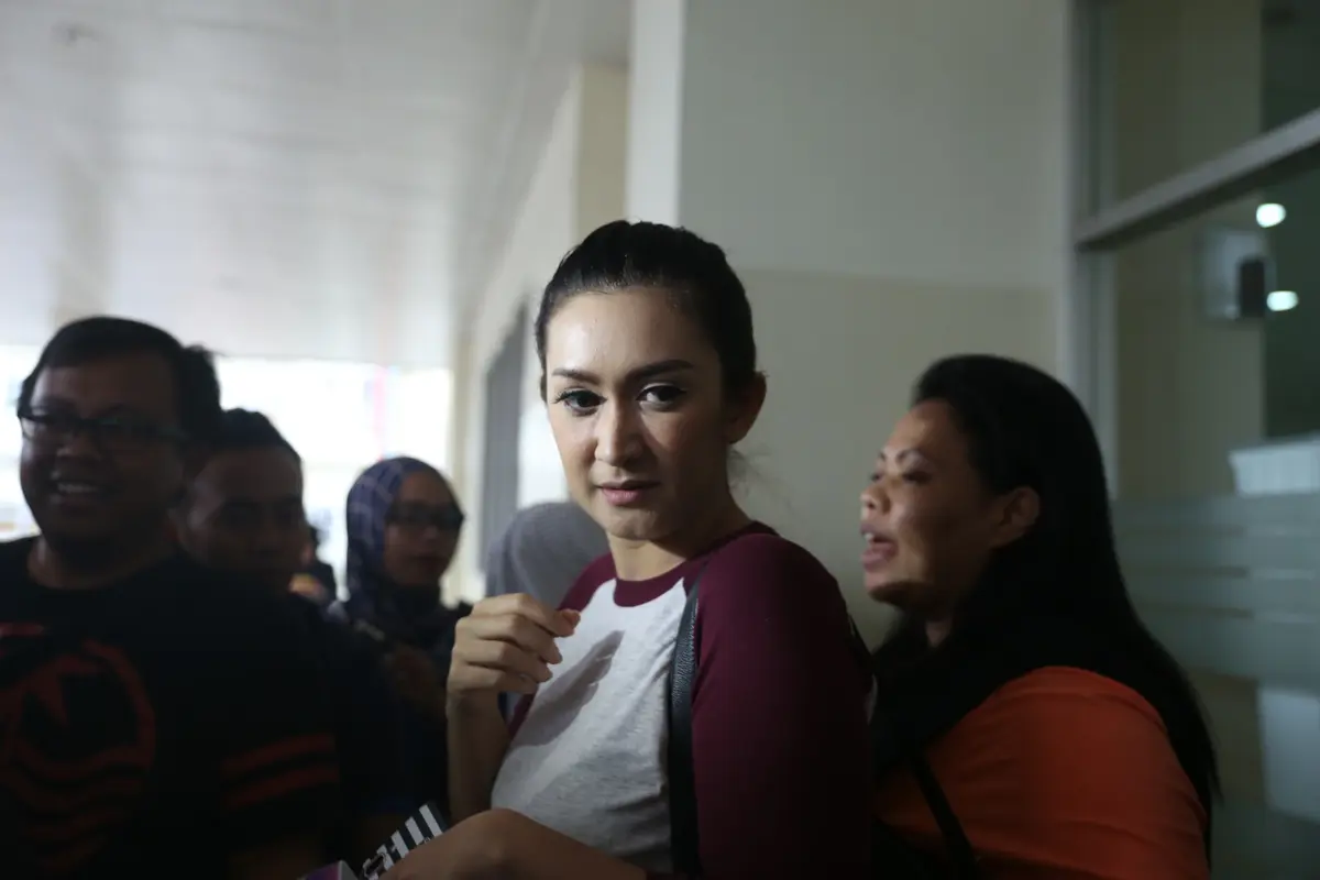 [Bintang] Nafa Urbach