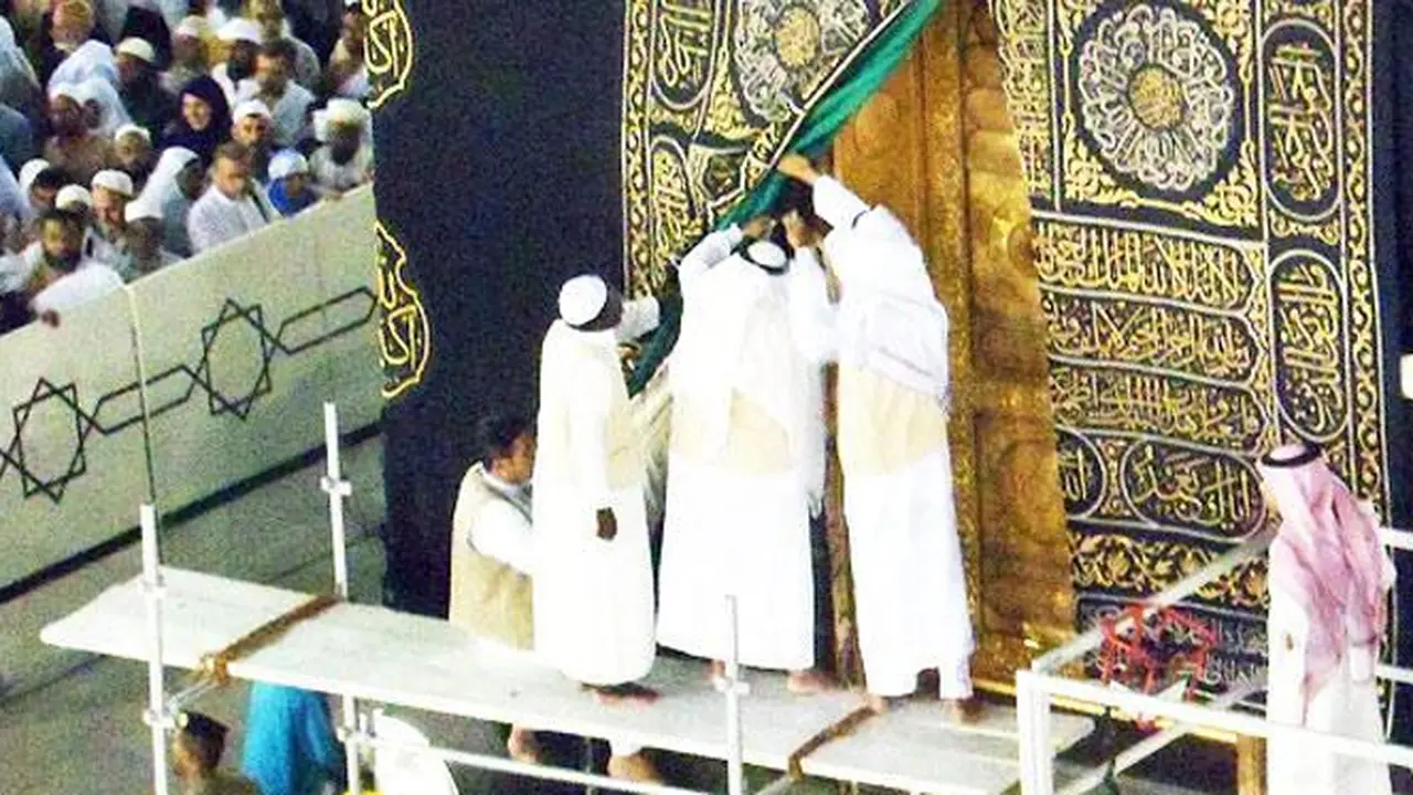 gembok-kabah-131001b.jpg
