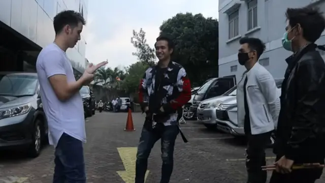 Main Sinetron Bareng, Ini 6 Momen Kebersamaan The Junas Monkey Saat Syuting