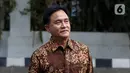 Yusril Ihza Mahendra, seorang advokat, akademisi di bidang hukum tata negara, politikus, dan salah seorang tokoh pemikir dan intelektual Indonesia. Ia pernah menjabat sebagai Menteri Hukum dan Hak Asasi Manusia Indonesia pada era Presiden Abdurrahman Wahid dan Megawati Soekarnoputri. (Liputan6.com/Herman Zakharia)