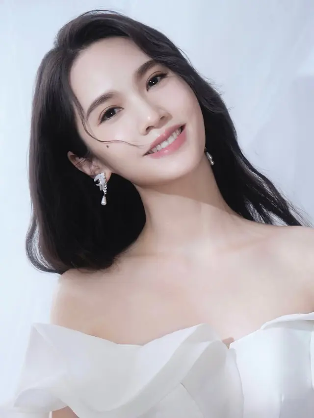 Rainie Yang Sahabat Barbie Hsu