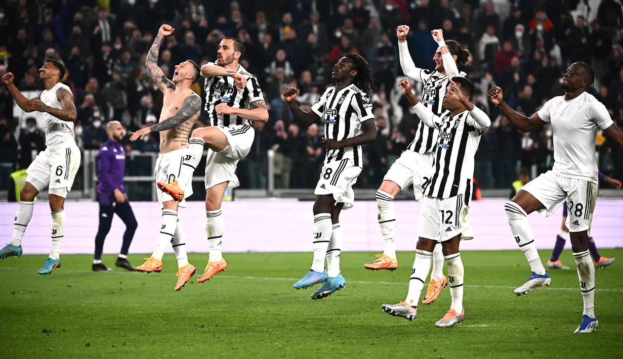 Total, Juventus yang di leg pertama menang 1-0, unggul agregat 3-0 atas Fiorentina dan berhak melaju ke partai puncak menghadapi Inter Milan. (AFP/Marco Bertorello)