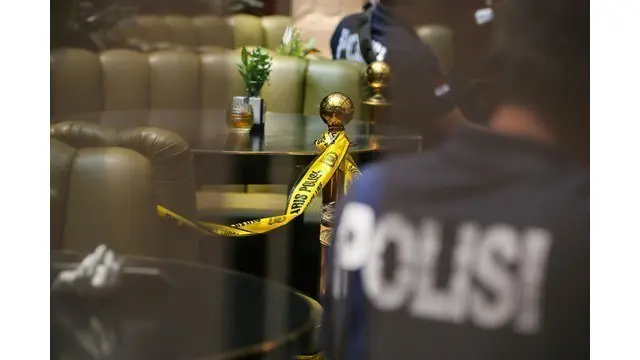 News Flash: Alat Bukti Lemah, Polisi Belum Tetapkan Tersangka Pembunuh Mirna