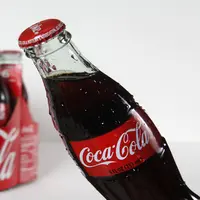 Botol Coca-Cola menjadi sangat ikonik di pasar minuman kemasan. Foto: via forbes.com
