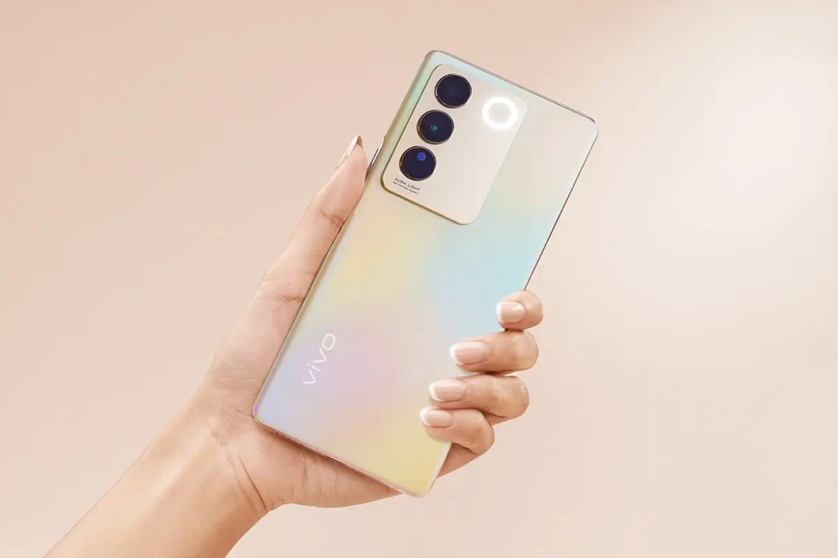 Hands On vivo V27 5G: Smartphone dengan Desain 3D Curved Screen yang Stylish dan Elegan