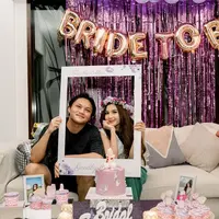 Tampilan Mahalini  saat Bridal Shower. [@nindypricilia]