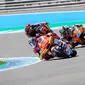 Aksi tim Indonesian Racing di MotoGP Jerez 2021