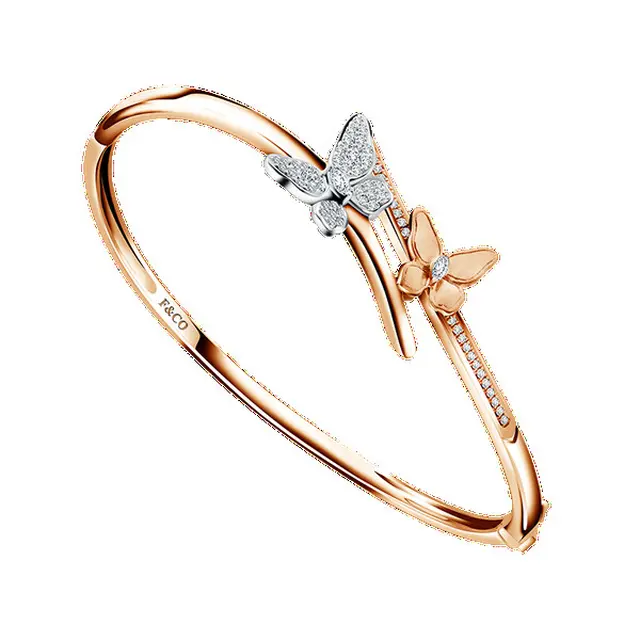 Gelang Berlian dari Koleksi Flutter