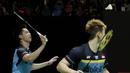 Pasangan Indonesia, Kevin Sanjaya/Marcus Gideon, saat melawan Mohammad Ahsan/Hendra Setiawan, pada laga Indonesia Masters 2019 di Istora, Jakarta, Minggu (27/1). Kevin/Marcus menang 21-17, 21-11. (Bola.com/M Iqbal Ichsan)