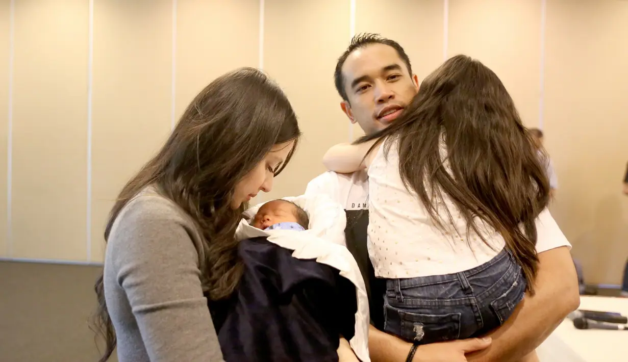 Nia Ramadhani baru saja menjalani persalinan anak keduanya pada 17 November lalu. (Andy Masela/Bintang.com)