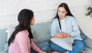 Ciri Kepribadian yang Sering Ulangi Cerita, Apakah Mereka Pelupa?