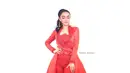 Dengan balutan gaun warna merah, Zaskia Gotik tampak begitu anggun menawan. (Foto: instagram.com/zaskia_gotix)