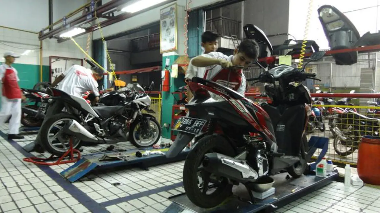 Service Motor Pertama Kali, Komponen Apa Saja yang Diperiksa?