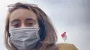 Perempuan kelahiran 11 Oktober 1988 sukses menyita perhatian publik karena gaya kecenya di luar lapangan badminton. Berbagai pujian dari netizen mengalir untuk Bellaetrix Manuputty. Tak ayal foto Instagram Bellaetrix selaly banjir pujian dari netizen yang terpesona akan kecantikannya. (Liputan6.com/IG/@manuputtybellaetrix)