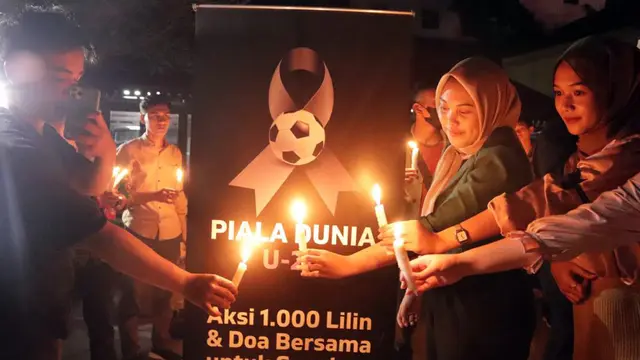Foto: Aksi Damai GSR untuk Kebangkitan Sepak Bola Indonesia