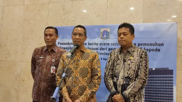 Penjabat (Pj) Gubernur DKI Jakarta Heru Budi Hartono meniadakan salat Id di Jakarta Internasional Stadium (JIS), Jakarta Utara