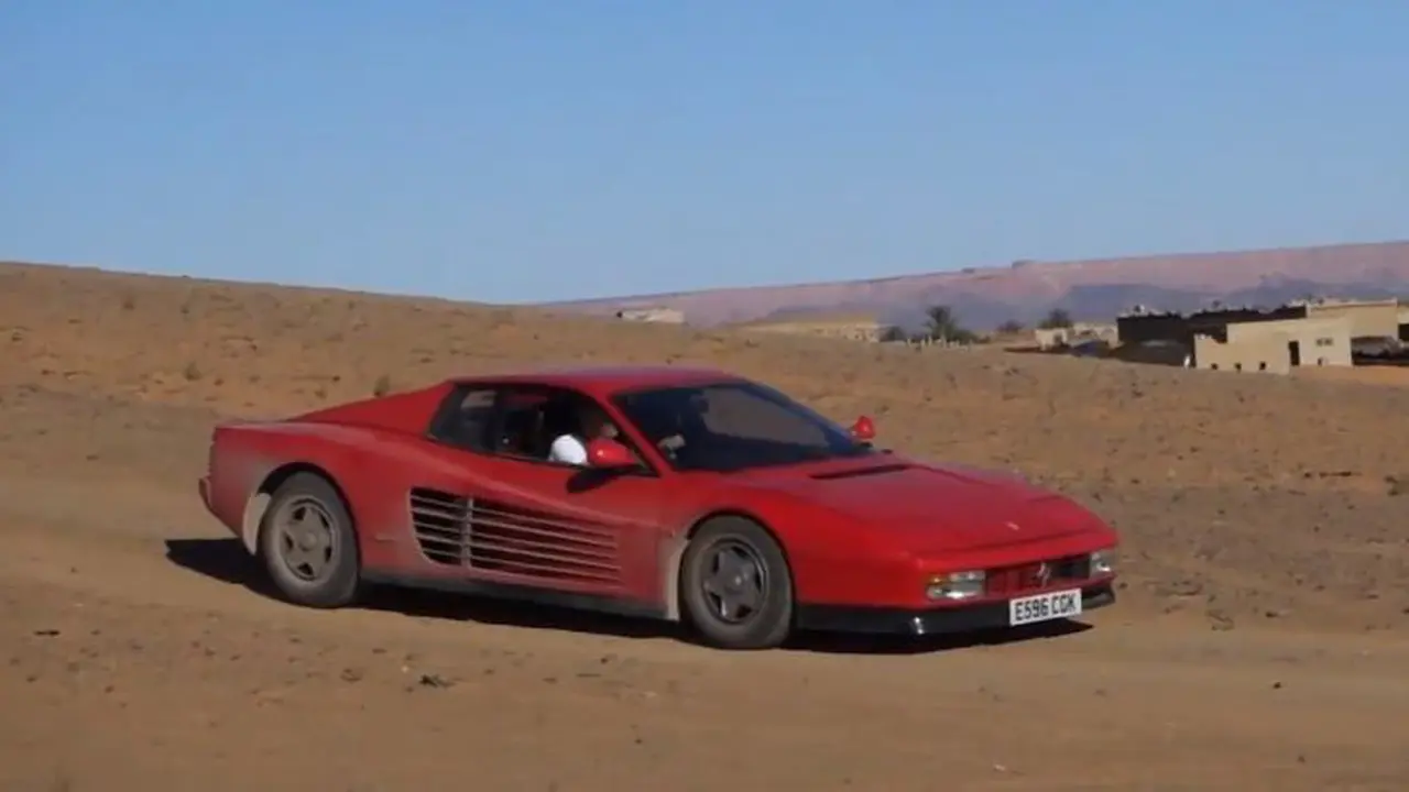 Jelajah Gurun Sejauh 4.023 Km Pakai Ferrari? Pria Ini Jagonya