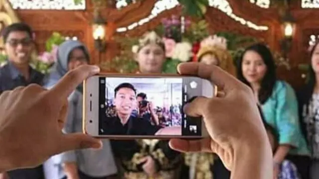 Bikin Geleng Kepala, 7 Momen Nyeleneh Ini Terjadi di Acara Pernikahan