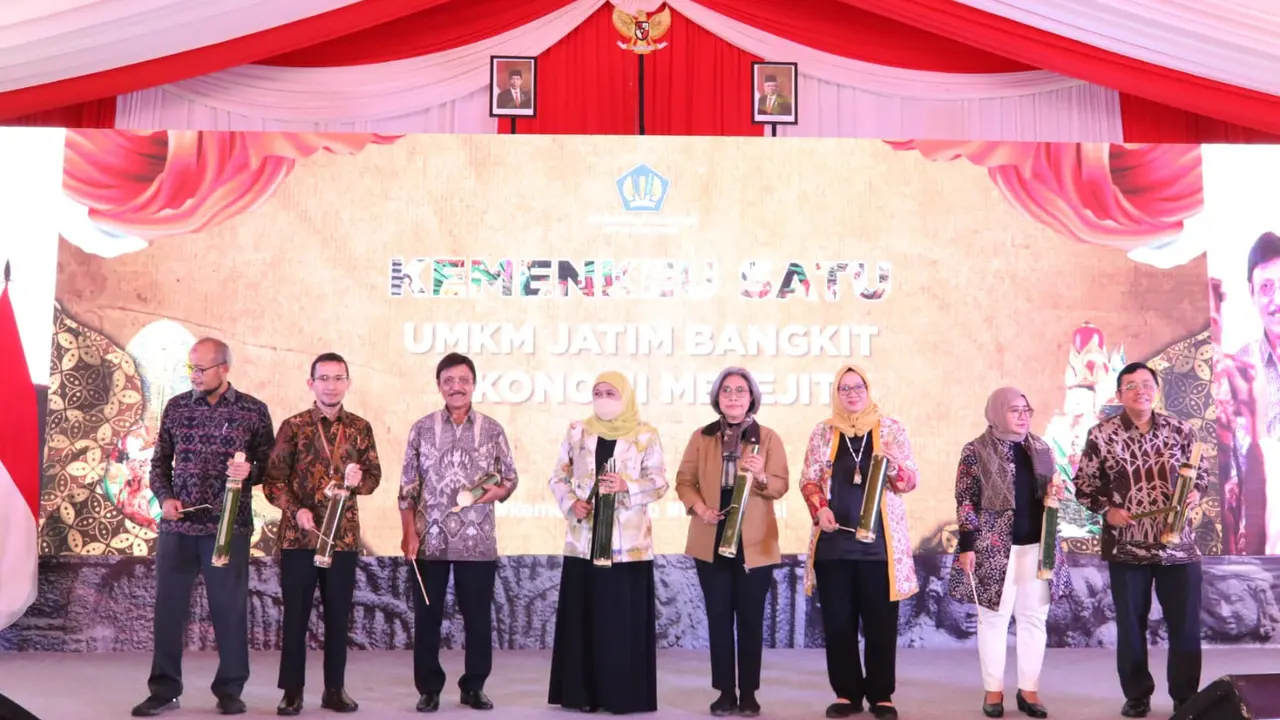 Festival UMKM Kemenkeu Satu Jawa Timur di Kantor Direktorat Jenderal Bea dan Cukai (DJBC) Jatim. (Dian Kurniawan/Liputan6.com)