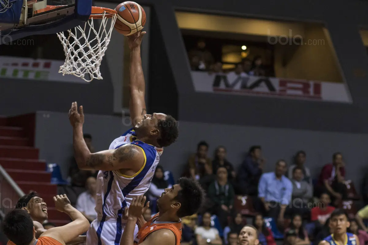 Dior Lowhorn, Satria Muda Jakarta, IBL