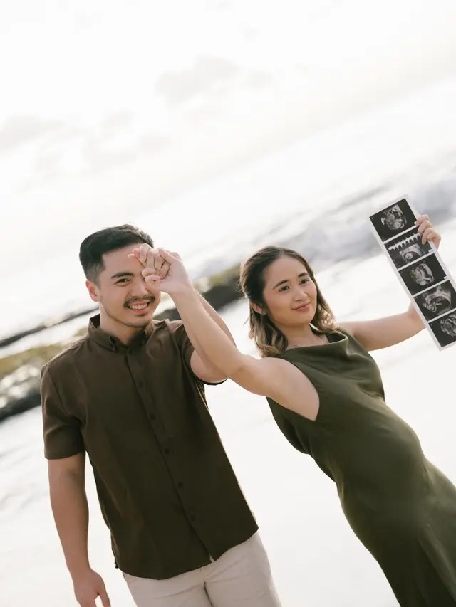 7 Maternity Shoot Gritte Agatha dan Suami di Pantai, Tampil Menawan dengan Baby Bump