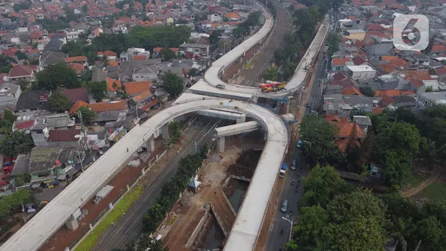 FOTO: Melihat dari Udara Pembangunan Jalan Layang Tapal Kuda Pertama di Jakarta