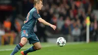 Bek Muenchen Dihukum Tiga Pertandingan