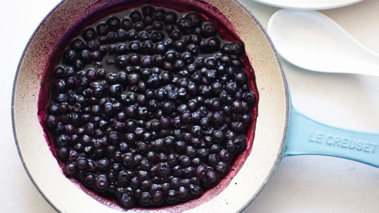 Waffel Blueberry, Menu Sarapan Lezat Buat Kamu yang Sedang Diet