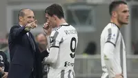 Dalam pertandingan ini Vlahovic gagal menunjukkan ketajamannya. Mantan pemain Fiorentina tersebut justru memberikan keuntungan bagi Milan. Kekalahan tim dari Massimiliano Allegri membuat Juventus menghuni posisi kedelapan dengan 13 poin. (AP Photo/Antonio Calanni)