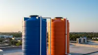 Beda Toren Air Biru dan Orange: Mana yang Lebih Bagus dan Tahan Lumut?