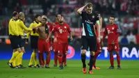 Per Mertesacker mengungkapkan alasan utama dibalik kekalahan telak timnya melawan Bayern Munchen di Liga Champions, Kamis (5/11/2015) dini hari WIB. (uefa.com)