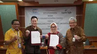 MoU ditandatangi oleh Direktur Konsumer dan Ritel bank bjb Suartini dan Direktur Keuangan, SDM dan Umum Perinus Henda Tri Retnadi bertempat di Menara bank bjb, Kota Bandung, Jumat (11/10/2019).