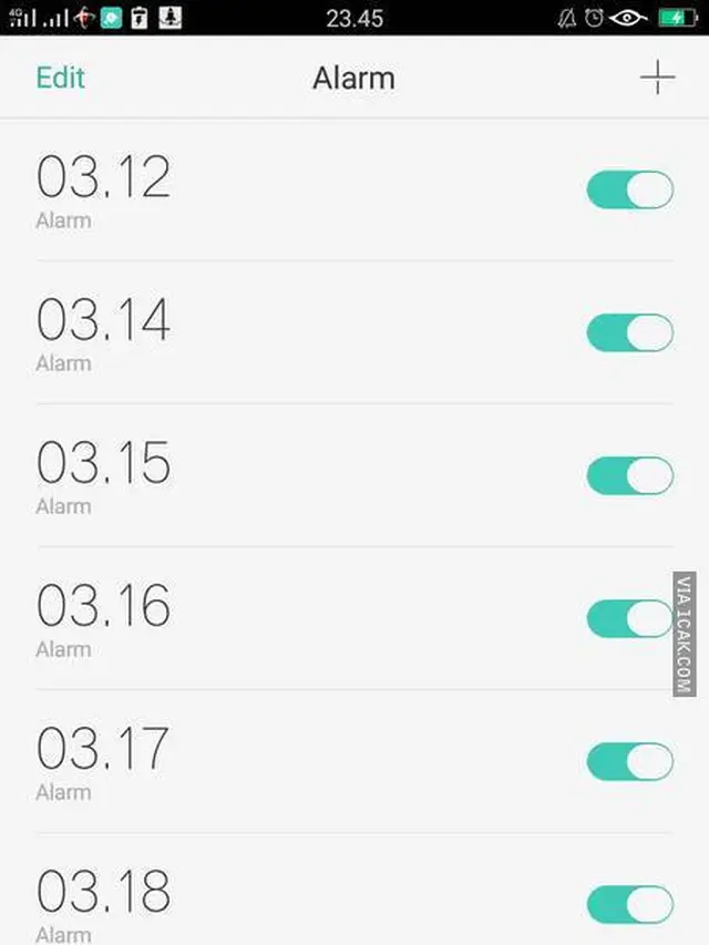 alarm sahur antimainstream (foto: 1cak)