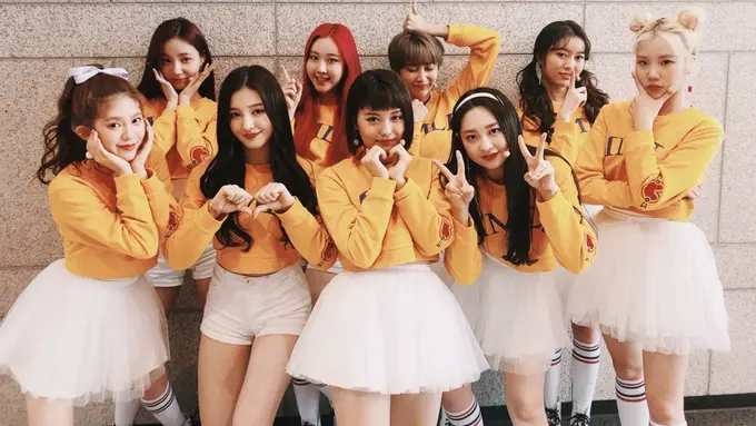 [Bintang] MOMOLAND