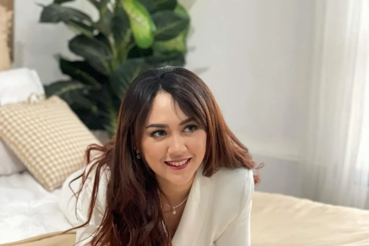 Bagikan Video di Hari Bahagianya, Happy Asmara Beneran Lagi Kasmaran!