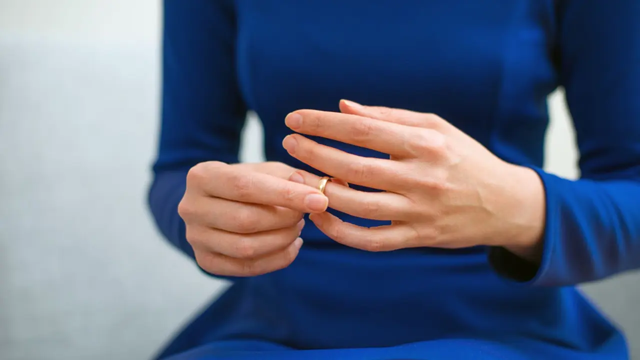 Ukuran Cincin Perempuan Berdasarkan Berat Badan