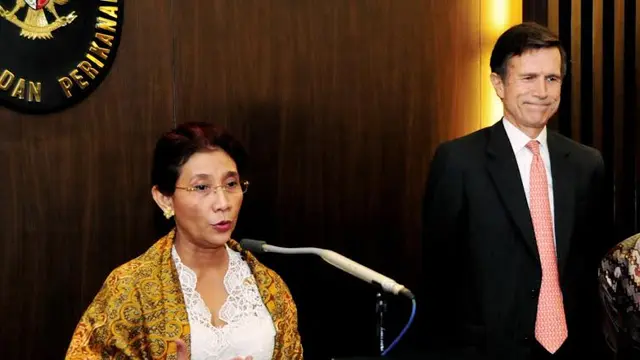 6 Aksi Unik Susi Pudjiastuti Selama Jadi Menteri