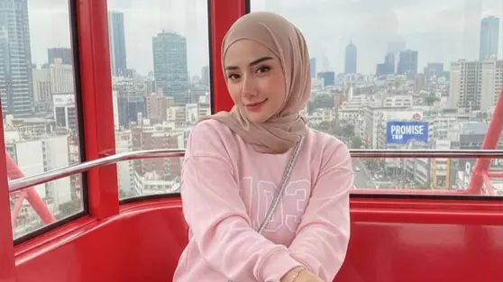 Anak Bella Luna Raih Penghargaan di Ajang Modeling