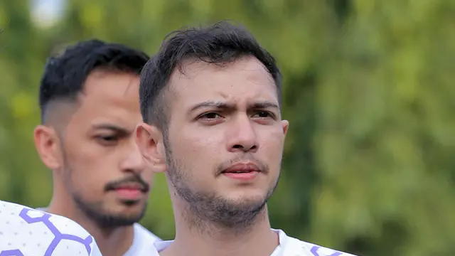 [Bintang] Rifky Balweel