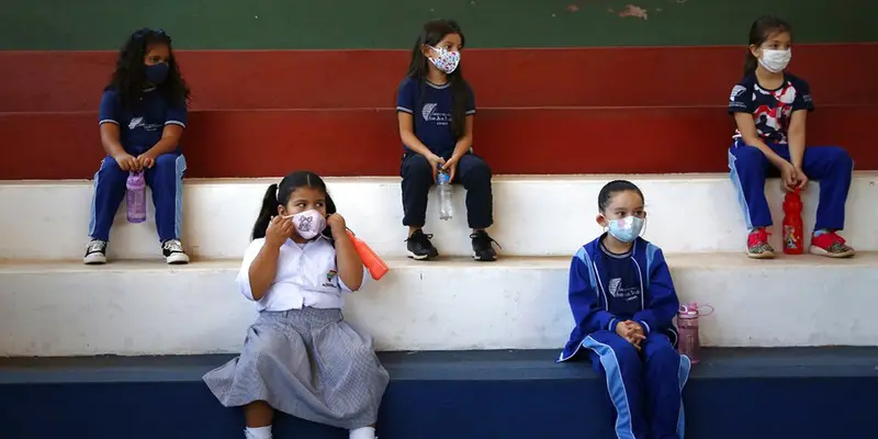 FOTO: Pemberlakuan Kelas Tatap Muka di Tengah Pandemi Corona