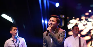 Sebelum sukses seperti sekarang ini, penyanyi muda, Rizky Febian mengaku sering menonton acara jazz. Ia berharap agar musik seperti Ramadhan Jazz Festival semakin diperbanyak lagi. (Galih W. Satria/Bintang.com)
